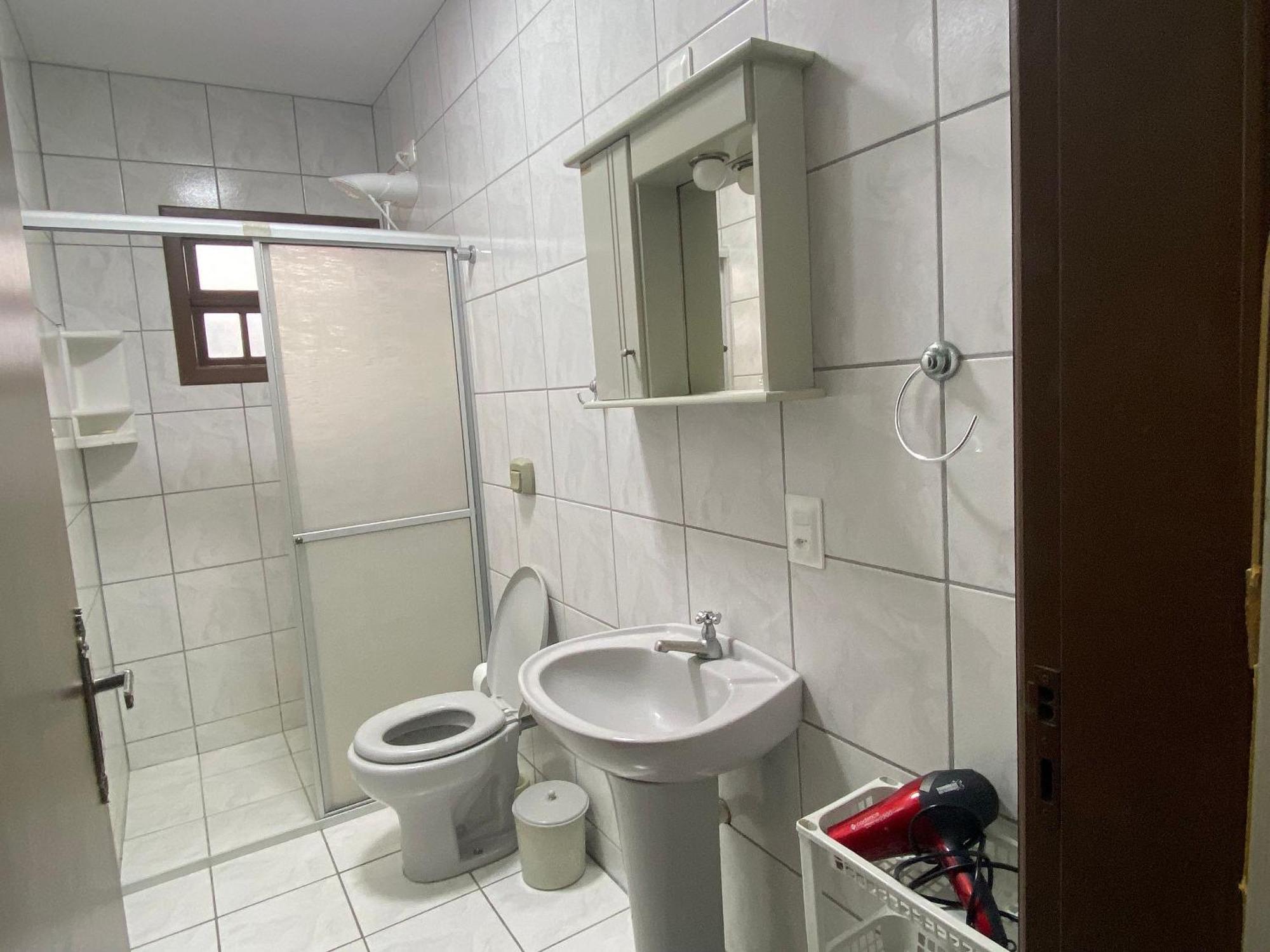 Casa Em Bombinhas Almeida E Moraes Perto Da Praia Exterior foto