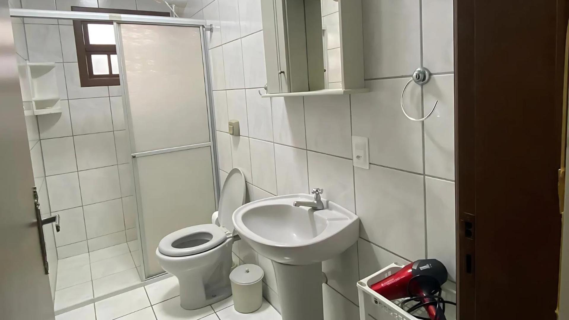 Casa Em Bombinhas Almeida E Moraes Perto Da Praia Exterior foto